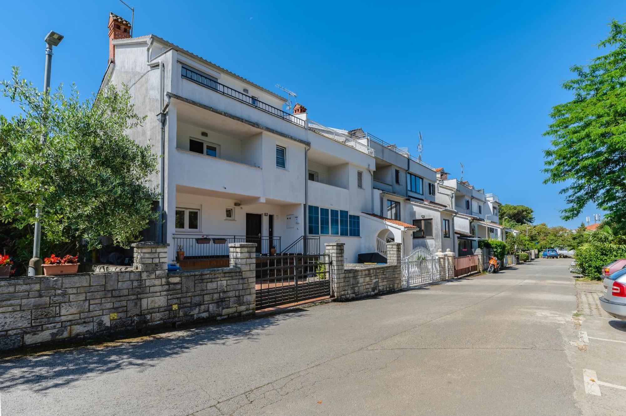 Apartment Premium Bianca & Jasna *