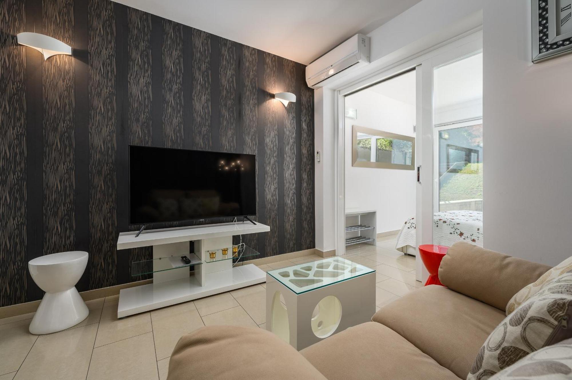 Apartment Premium Bianca & Jasna *